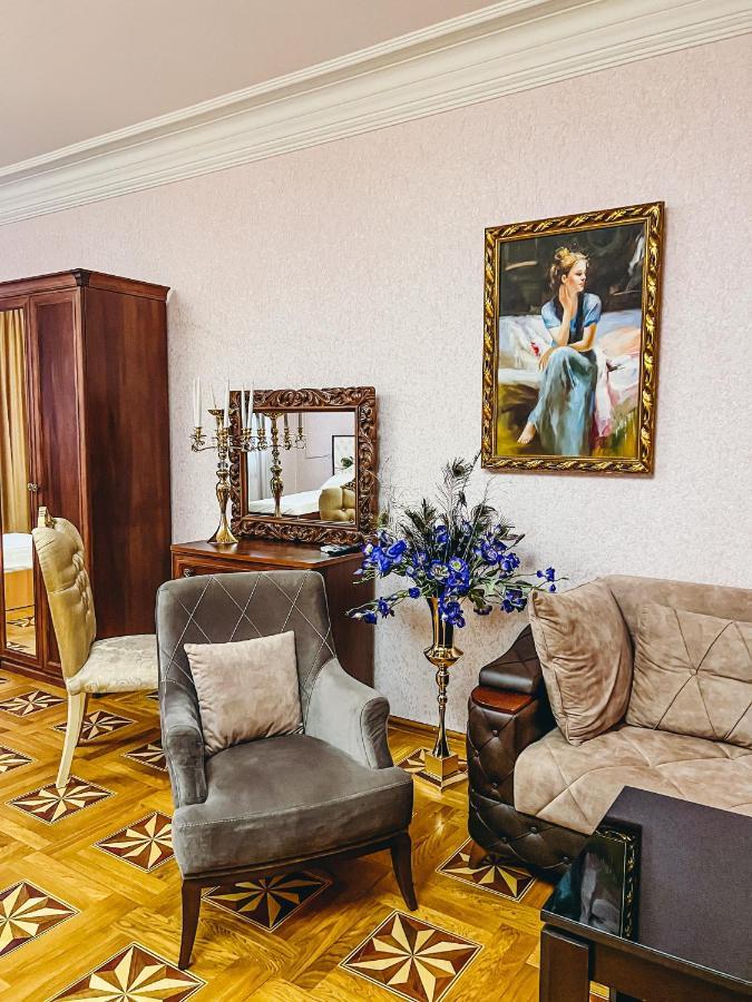 Castle Family Hotel Jereván Kültér fotó